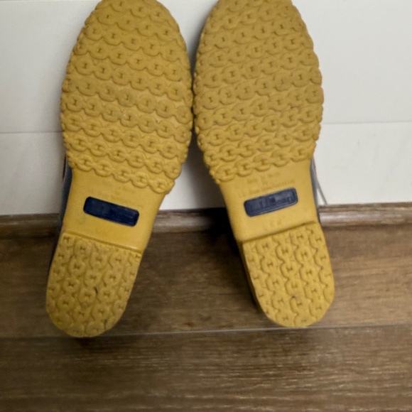 L. L. Bean Women's Bean Boot Mocs Leather Rubber Waterproof Size 9 Narrow - Picture 9 of 11